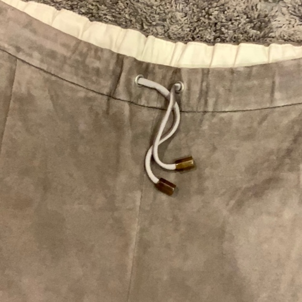 FABIANA FILIPPI suede shorts - Picture 2 of 13